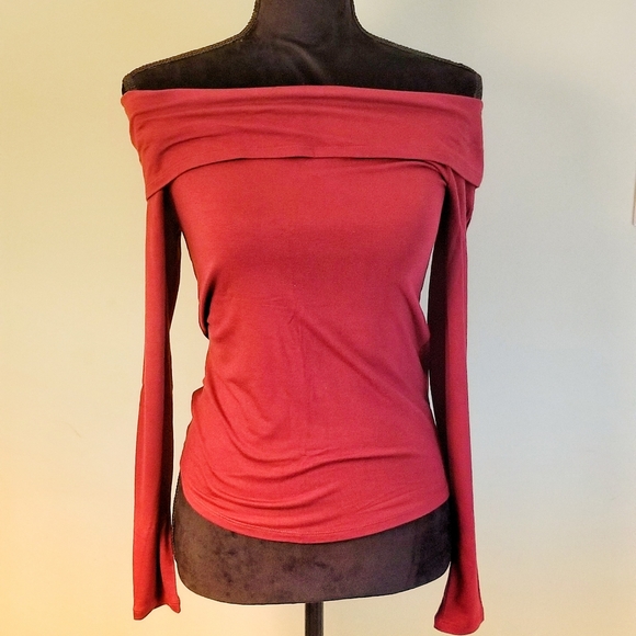 Off The Shoulder Long Sleeve Top - Picture 2 of 2